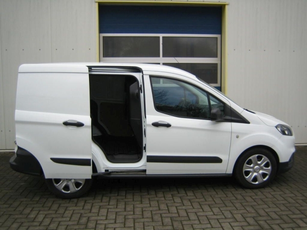 ​Ford Transit Courier  1,0 Ecco Boost Trend